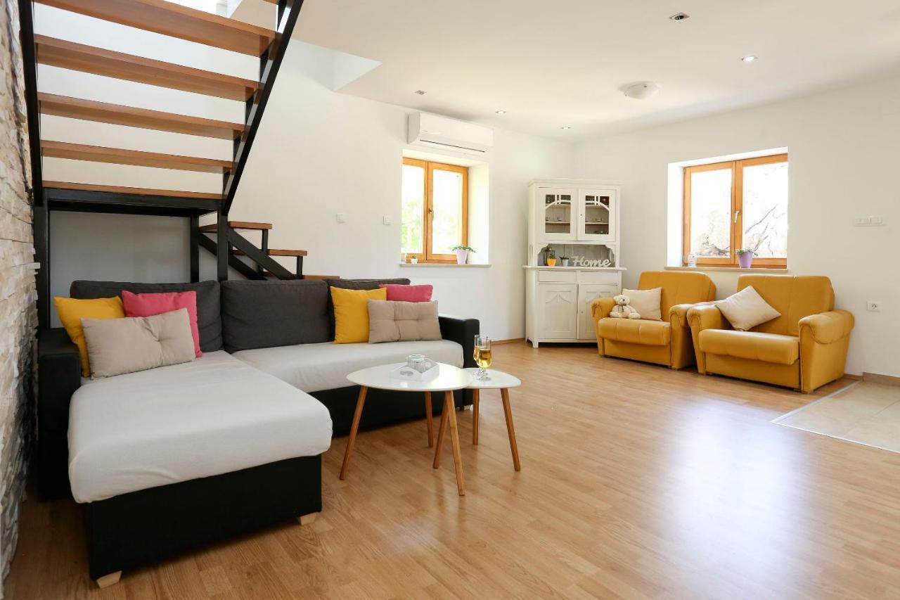 فيلا House Marijan Šestanovac المظهر الخارجي الصورة