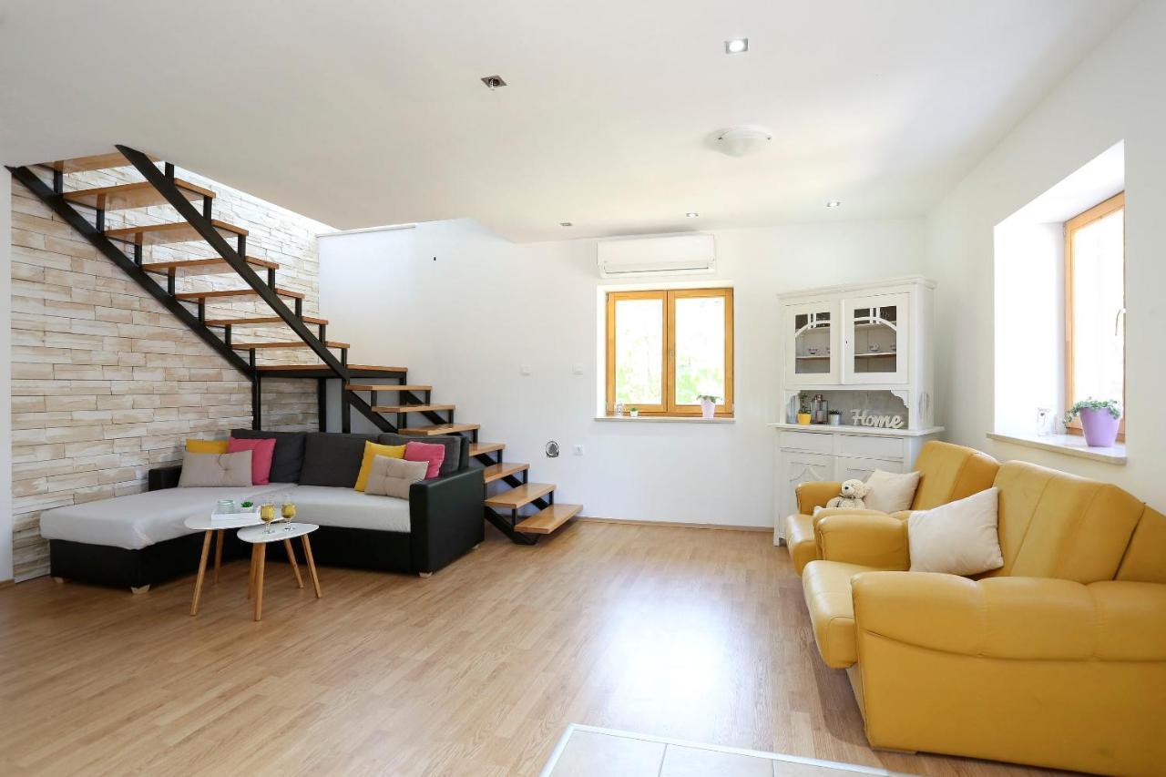 فيلا House Marijan Šestanovac المظهر الخارجي الصورة