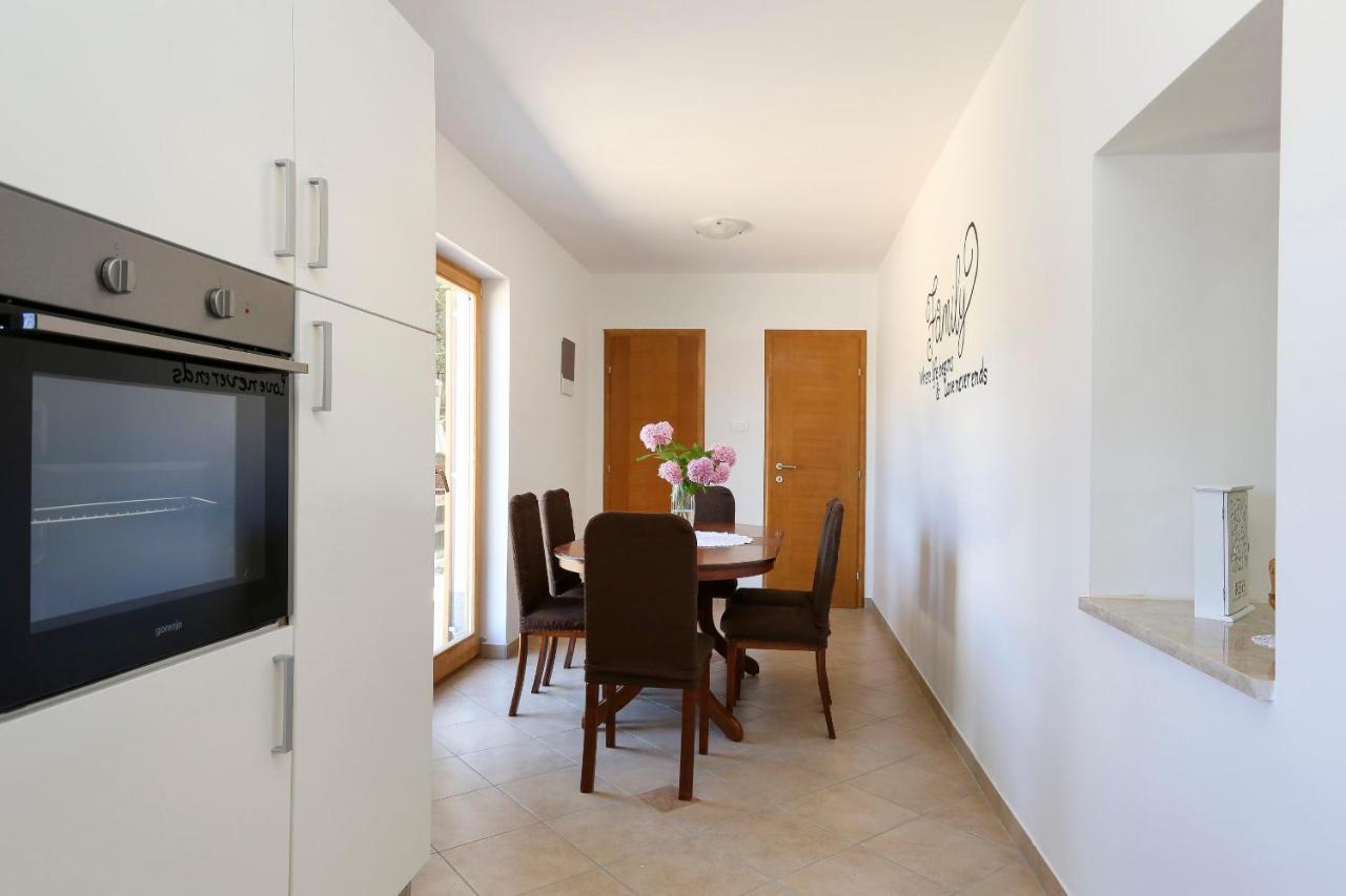 فيلا House Marijan Šestanovac المظهر الخارجي الصورة